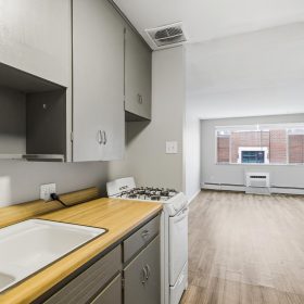 Photo Gallery for Unit 17